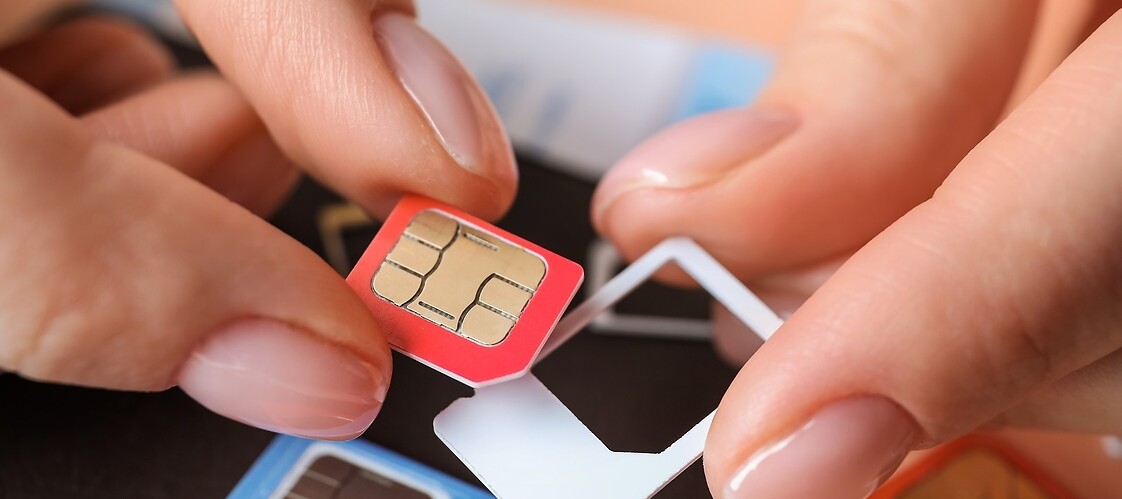 Zmiana karty SIM w telefonie