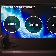 Ruszyła aukcja pasm 700 MHz i 800 MHz